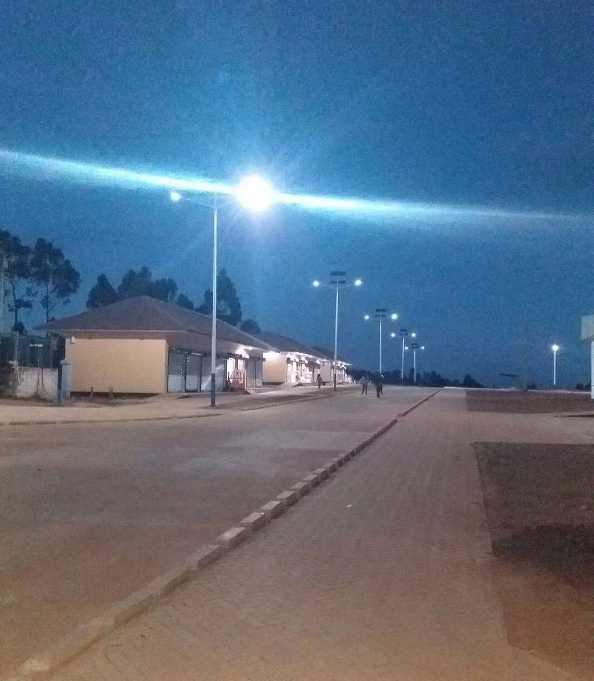 江南区非洲科特迪瓦太阳能路灯工程